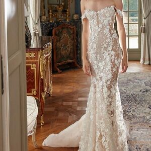 Elegant Floral Lace Off-Shoulder Gown wedding dress